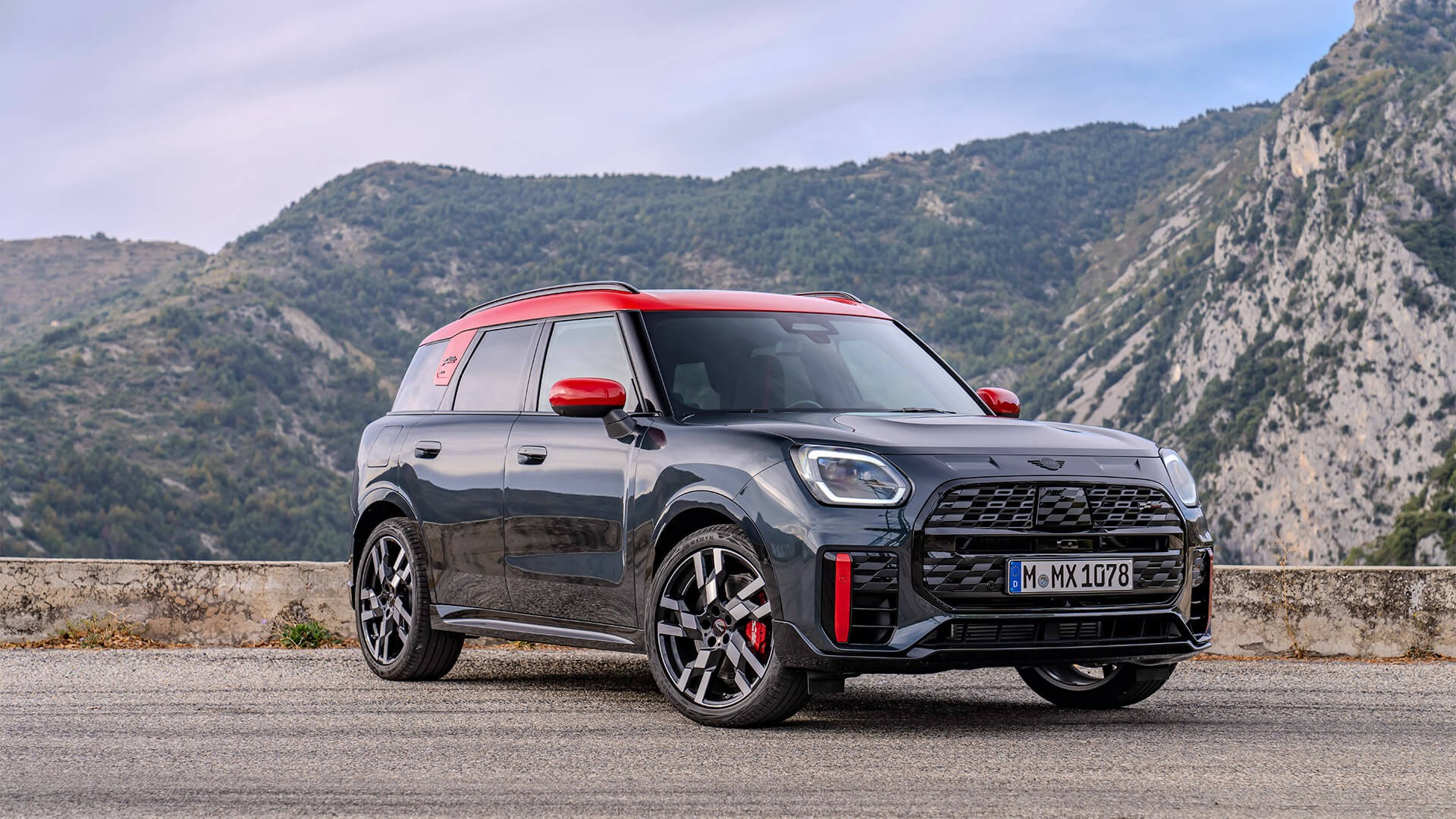 Güçlü Görünüm ve Maksimum Performans: Yeni MINI John Cooper Works Countryman | MINI Türkiye Güçlü Görünüm ve Maksimum Performans: Yeni MINI John Cooper Works Countryman | MINI Türkiye